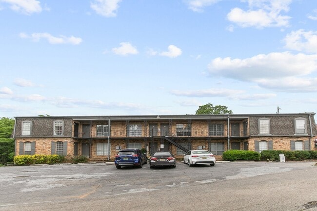 Photo - Donegal Place