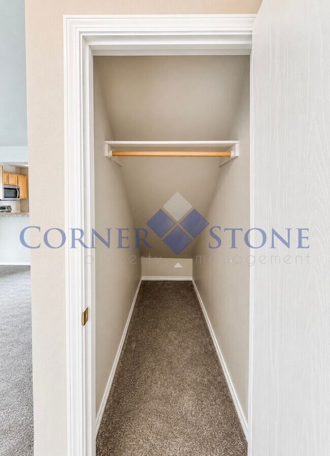 Photo - Large 4 Bedroom Home with Bonus Room!
