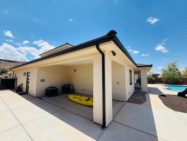 Photo - 2721 Hazel Dr