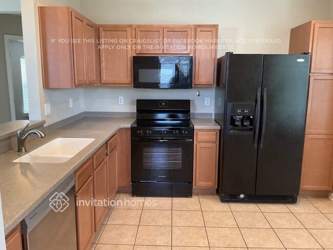 Photo - 9934 52nd St E