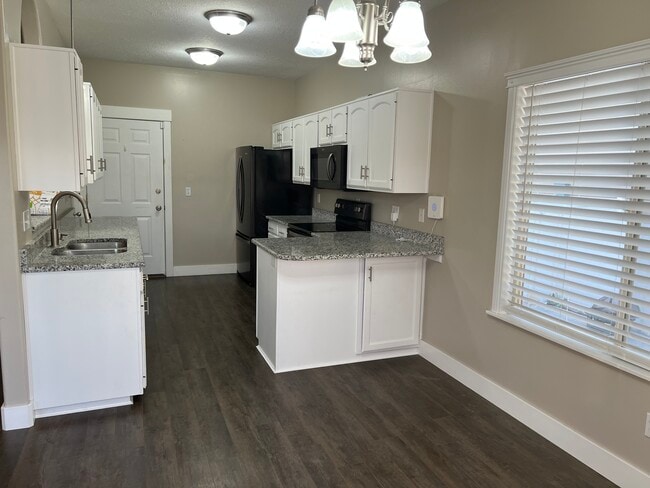 Photo - 1665 W 1375 S