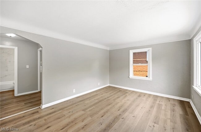 Photo - 20803 Kenyon Dr