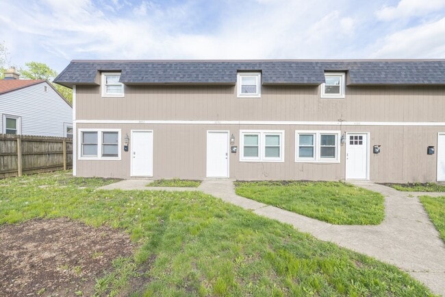 Building Photo - 3086-3092 Grasmere Ave Unit 3090 (All Electric)
