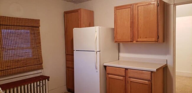 Photo - 208 W 3rd Ave