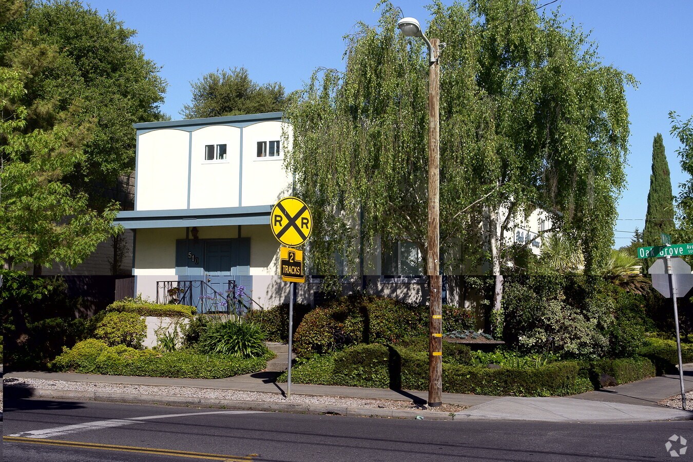 Photo - 510 Oak Grove Ave