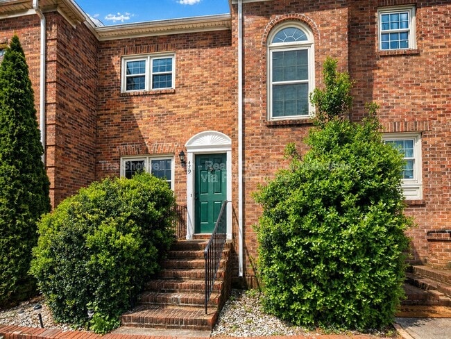Building Photo - 479 Bramblewood Ln