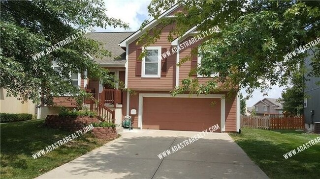 Building Photo - Gorgeous Olathe Home in South Hampton Subdivision-Available in SEPTEMBER!!