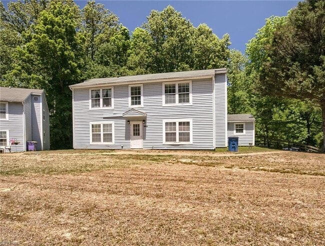 Building Photo - 6667 Cedar Lake Dr Unit 2