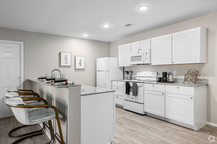 Apartments for Rent with a Balcony in Oklahoma City OK - 3,593 ... - How To Create Penthouse Apartment Balcony