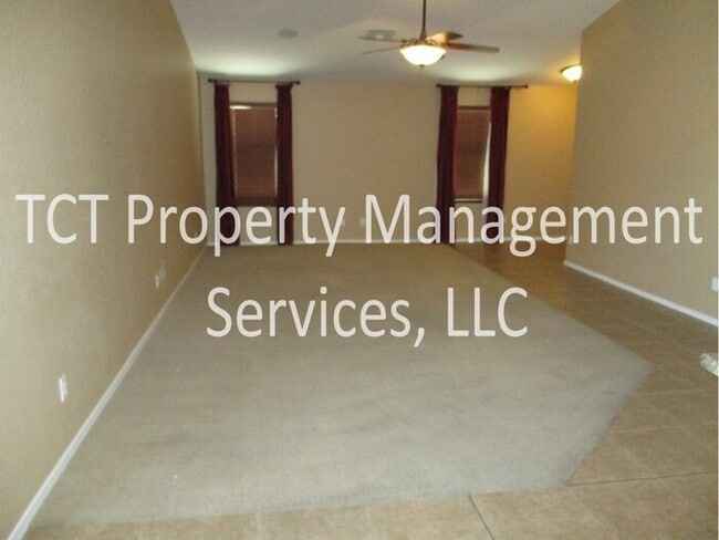 Photo - Beautiful Home in Shamrock Estates!