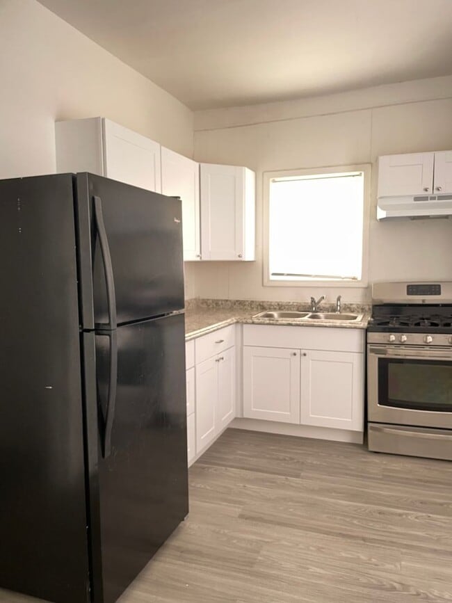 Photo - 806 N 5th Ave Unit 806 N. 5th Avenue B