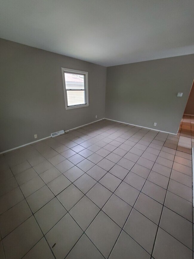 Photo - 4962-4964 N 47th St. (Duplex) Unit 4964 (Upper)