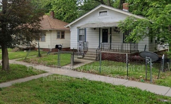 Building Photo - 1827 SW Cherokee St