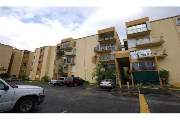 Primary Photo - Towers of Westland Condominiums