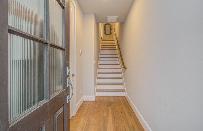 Photo - 4047 Leeland St