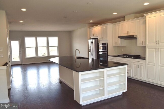 Photo - 19974 Abram Ter