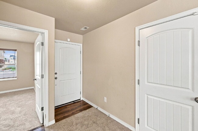 10864 Traders Pkwy
