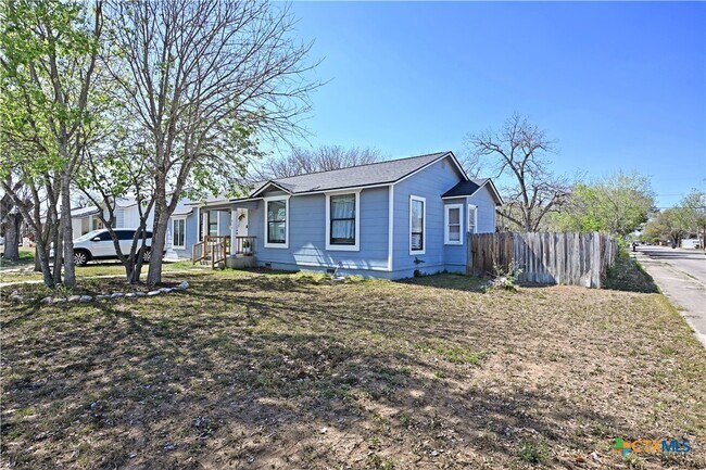 Photo - 315 Winburn Ave