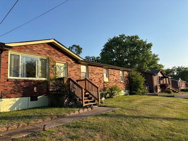 Photo - 627 Rowan Dr Unit 627 Rowan Dr