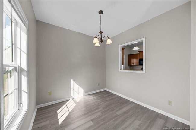 Photo - 122 Sherman Ct