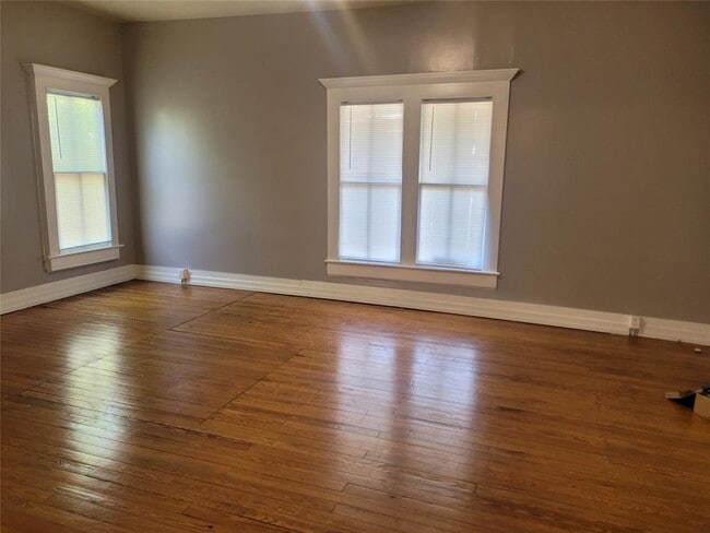 Photo - 403 Fawcett St