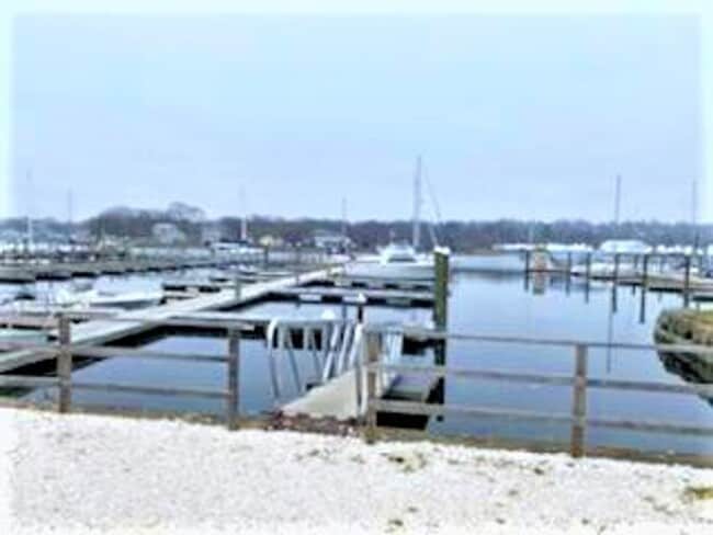 Photo - ****Warwick/Oakland Beach – Waterfront Single Family Home - $1,750****