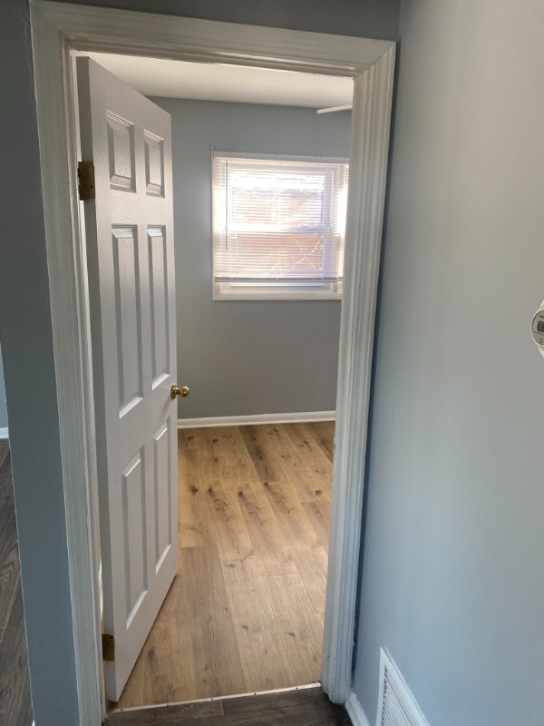 Photo - 444 W Hickory St