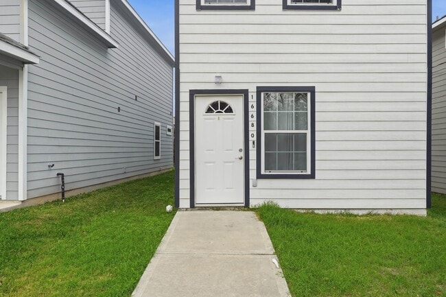 Photo - 16680 E Ivanhoe St