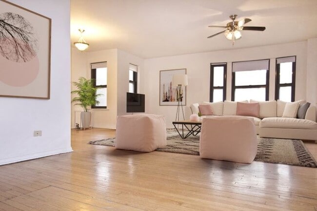Photo - 5409 S. Blackstone