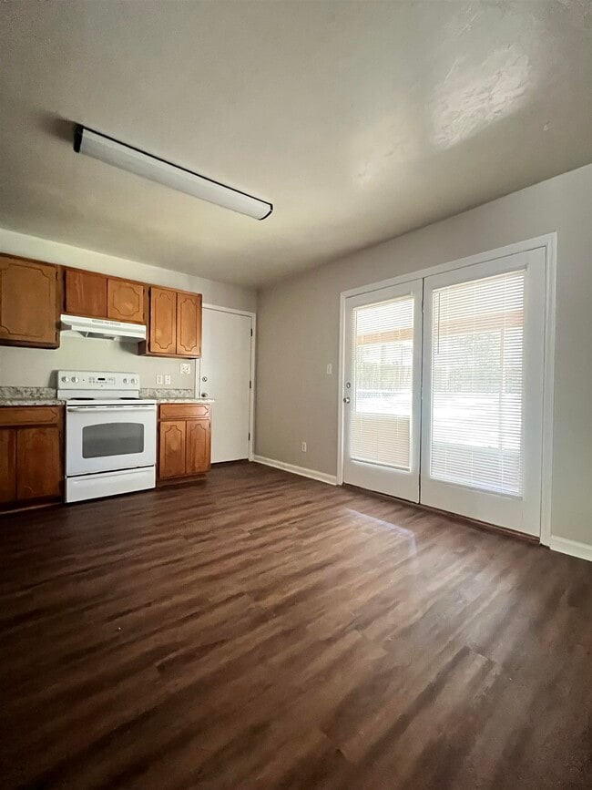 Photo - 2437 Jolene Ln