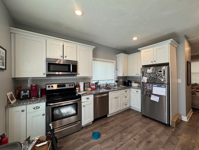 Building Photo - 93 Second St Unit 1