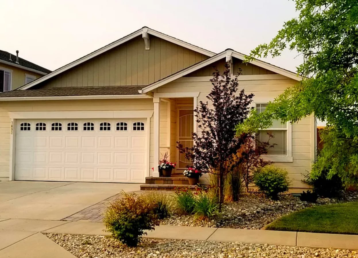 Delightful 3 bedroom/2 bathroom Home in Lemmon Valley! - Delightful 3 bedroom/2 bathroom Home in Lemmon Valley!