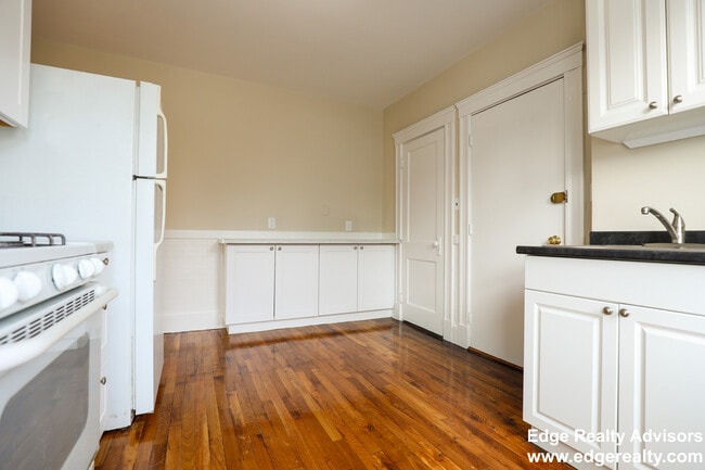 Photo - 46 Bostonia Ave Unidad 1