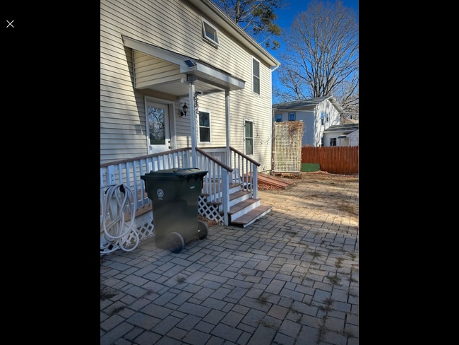 Photo - 94 Hayden St