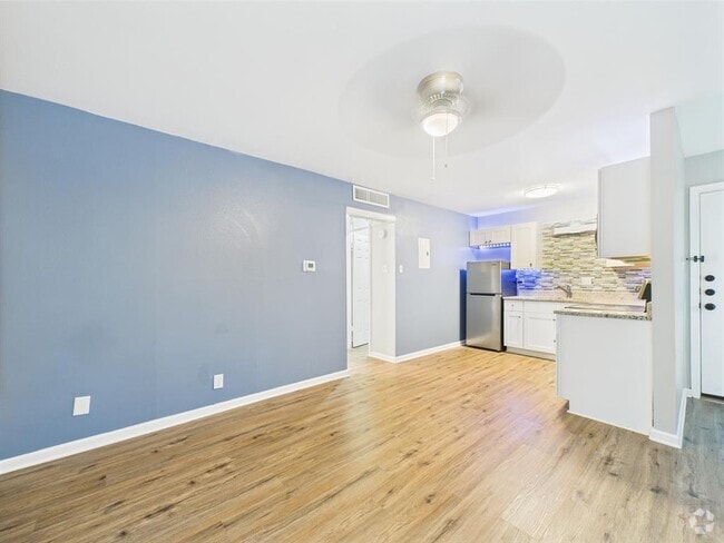 Building Photo - 1000 W 26th St Unit 116 Rental