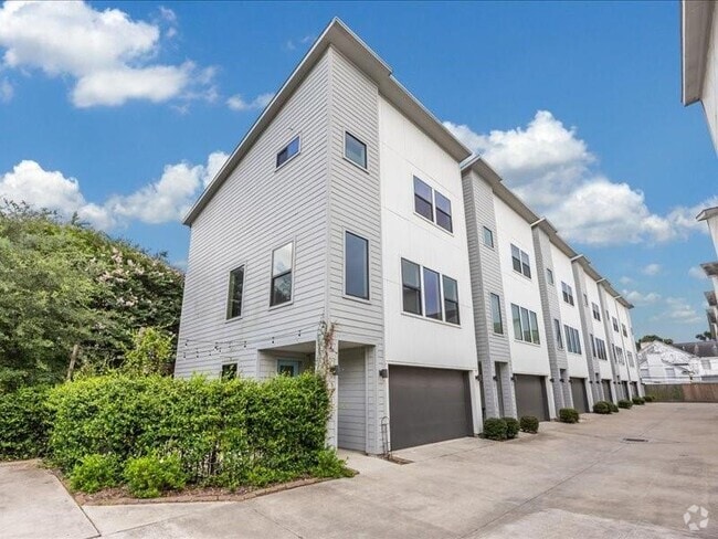 Building Photo - 3212 N MacGregor Way Unit C Rental