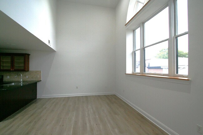 Photo - 769 MONTGOMERY St Unit 220