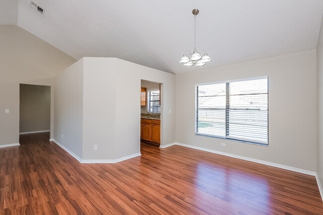 Photo - 4204 Spring Way Cir