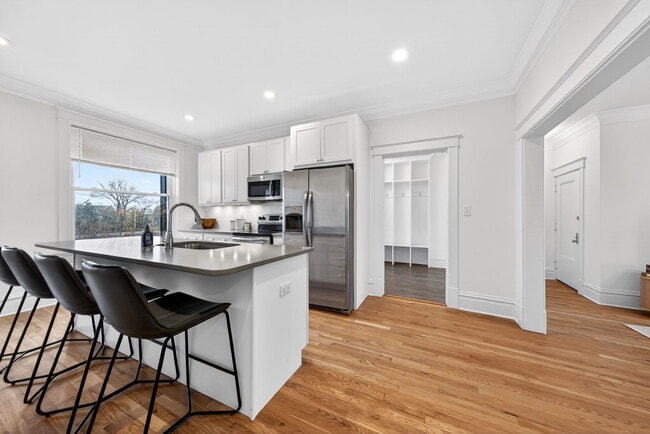 Photo - 5394 Pershing Ave