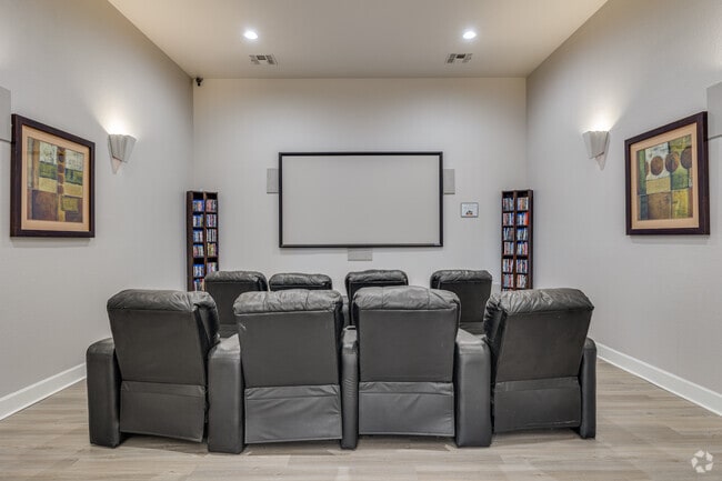 Sala de cine - The Villas At Camelback Crossing