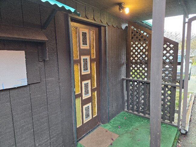 Photo - 308 Maple St