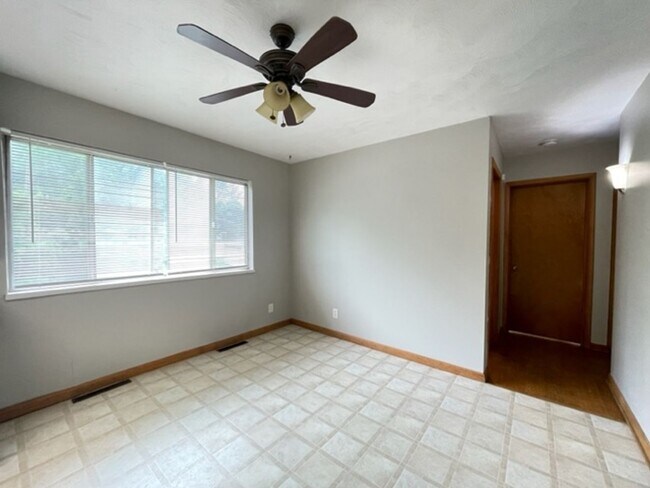 Photo - m1071 Unidad 1075