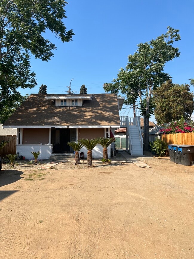 Building Photo - 3867 5th St Unit a