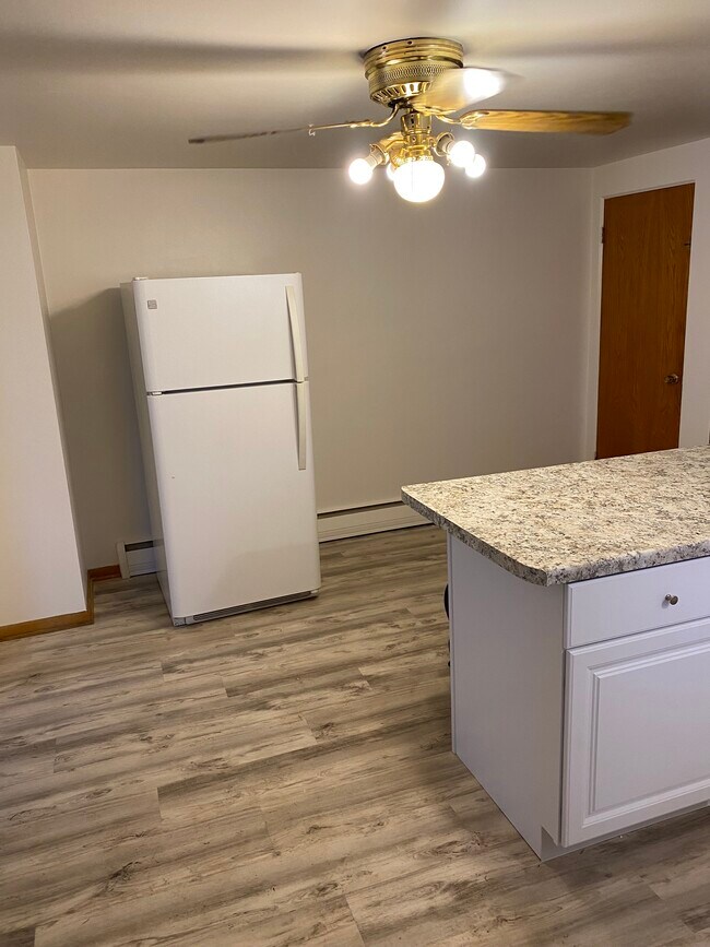 522 Susan St Rental House Rental in Combined Locks, WI