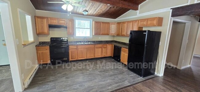 Photo - 204 Dogwood Ln