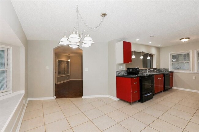 Photo - 2018 Pryor Rd SW