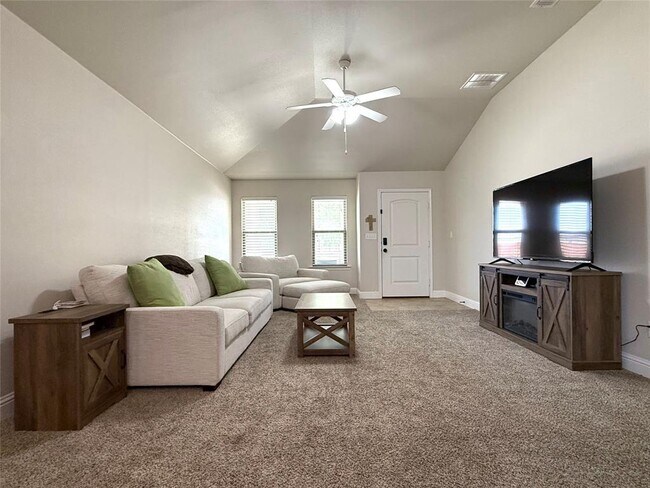 Photo - 7403 101st St
