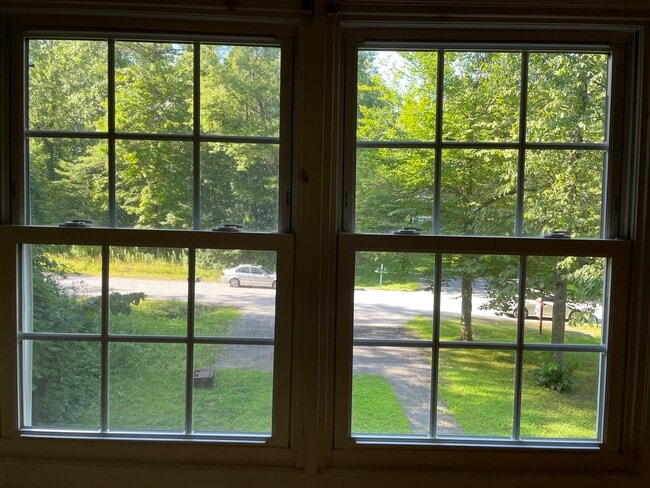 Photo - 10 Hammond Dr Unit B