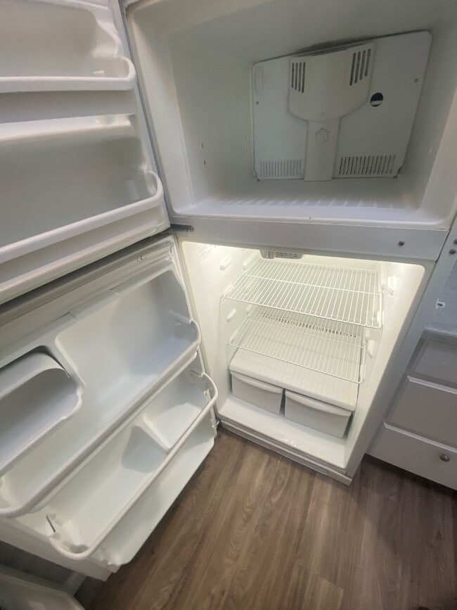 Photo - 3408 Ross Ave SE