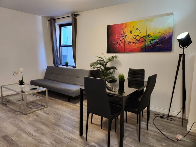 626 Tenth Avenue - 626 Tenth Avenue Apartamento Unidad 3E